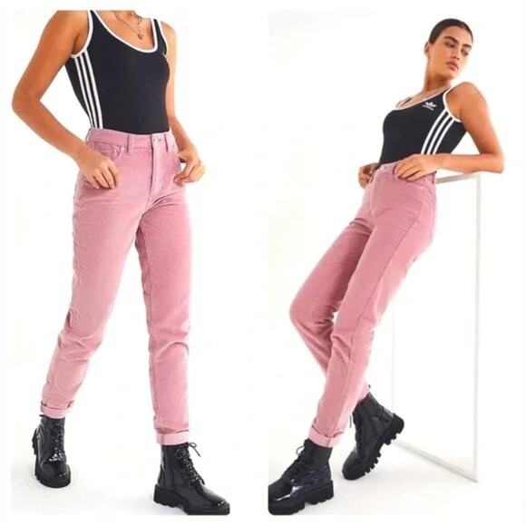 BDG Mom High Rise Pink Corduroy Tapered Leg Pants Size 25 NWOT - Picture 9 of 13
